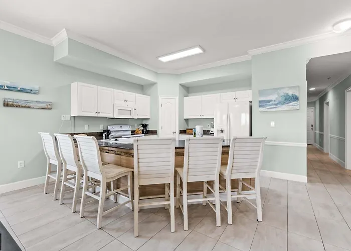 Holiday home Gulf-front With Balcony Overlooking Pool New Furniture & W&d Gulf Shores