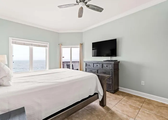 Gulf-front With Balcony Overlooking Pool New Furniture & W&d Holiday home Gulf Shores