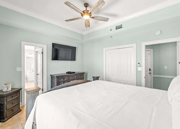 Gulf-front With Balcony Overlooking Pool New Furniture & W&d